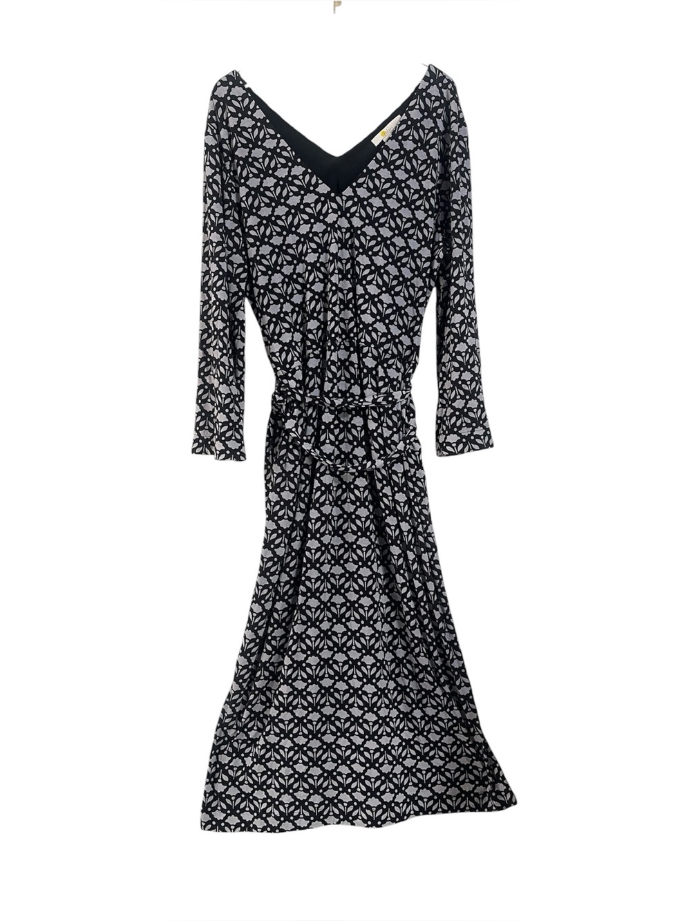 Boden Black and White Amy Block Floral V-Neck Midi Waist Tie Dress